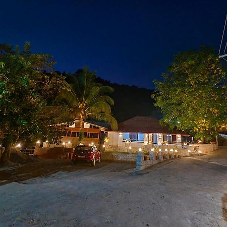 Forest And River Edge Resort Каннур Экстерьер фото