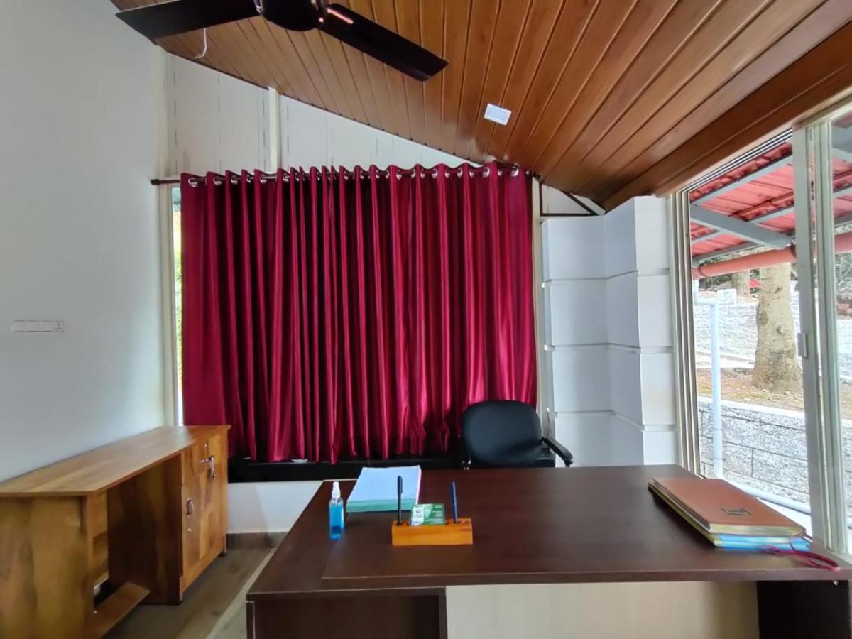 Forest And River Edge Resort Каннур Экстерьер фото