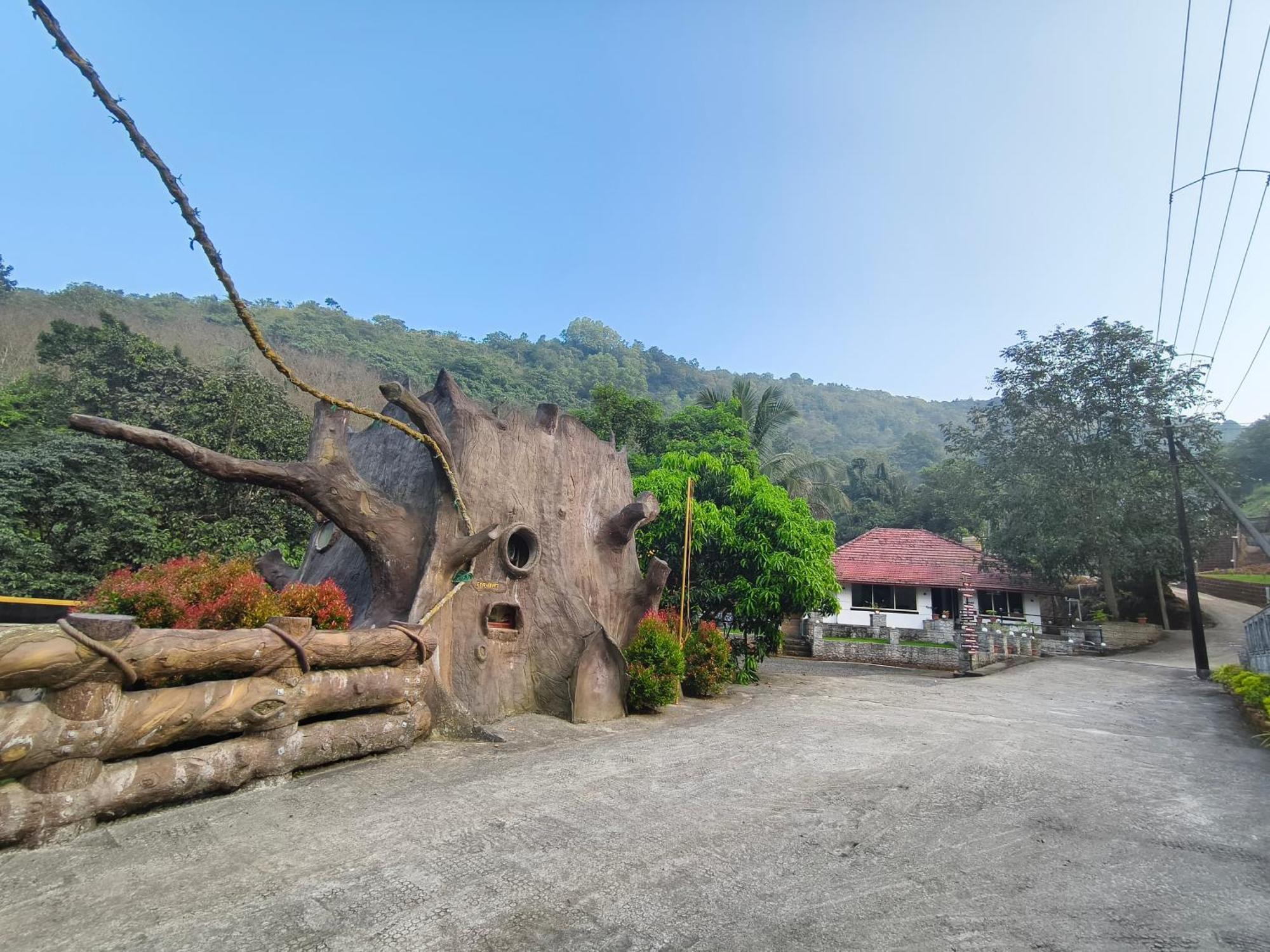 Forest And River Edge Resort Каннур Экстерьер фото