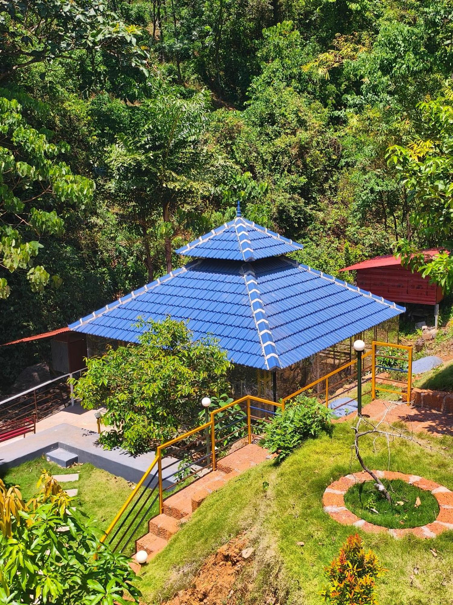Forest And River Edge Resort Каннур Экстерьер фото